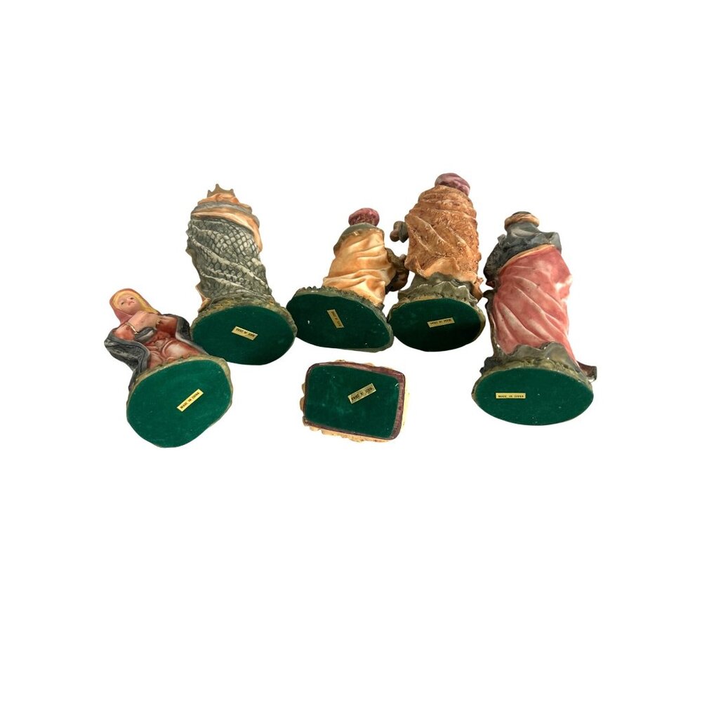 Vtg Small Hand-Painted Nativity Set Holy Family Mary Joseph Jesus Wisemen - Picture 7 of 8